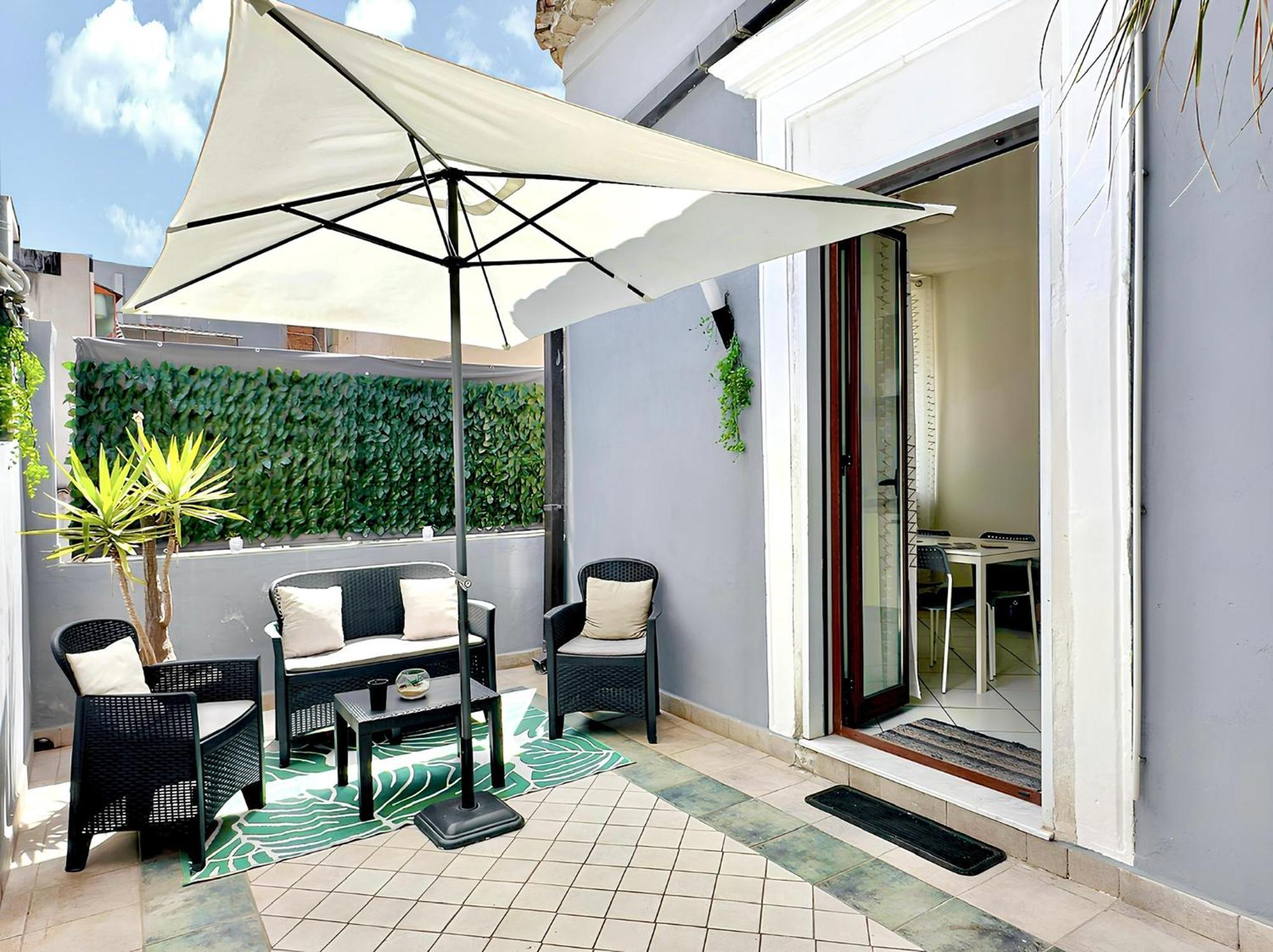 Katasoul Home Vacation คาตาเนีย ภายนอก รูปภาพ