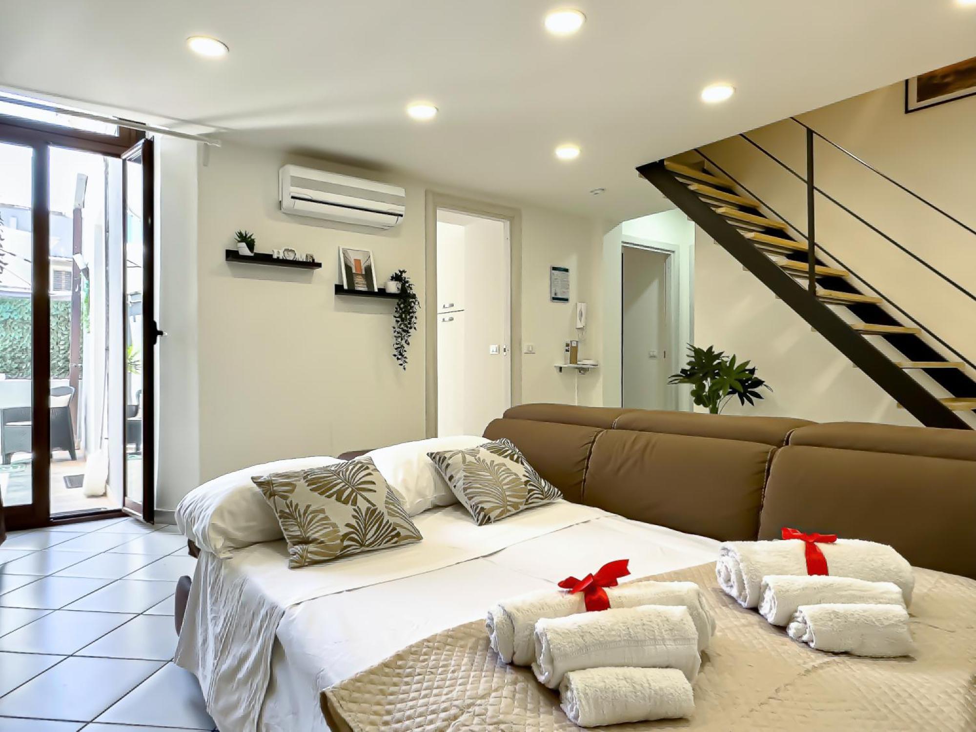 Katasoul Home Vacation คาตาเนีย ภายนอก รูปภาพ